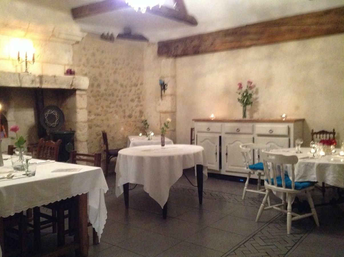 Le Chaton Rouge Saint-Pierre-du-Lorouer ภายนอก รูปภาพ