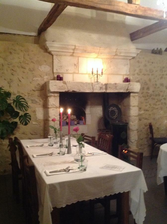 Le Chaton Rouge Saint-Pierre-du-Lorouer ภายนอก รูปภาพ